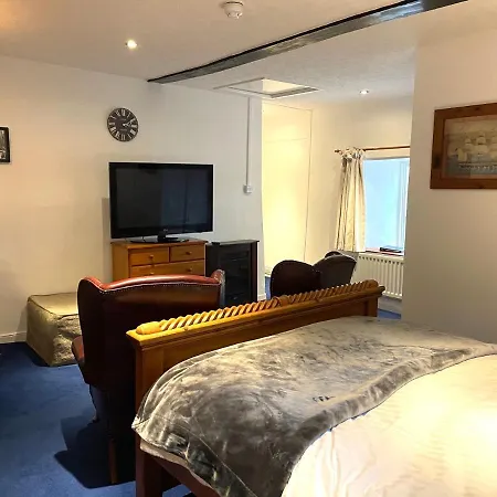 The Angel Мініготель Бристоль