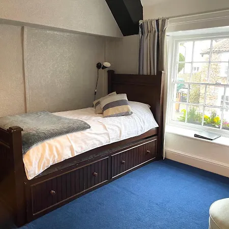 The Angel Inn 3*